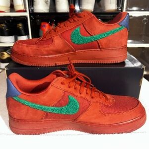 Nike Air Force 1 Low "La Familia" DV5153-600
Original box